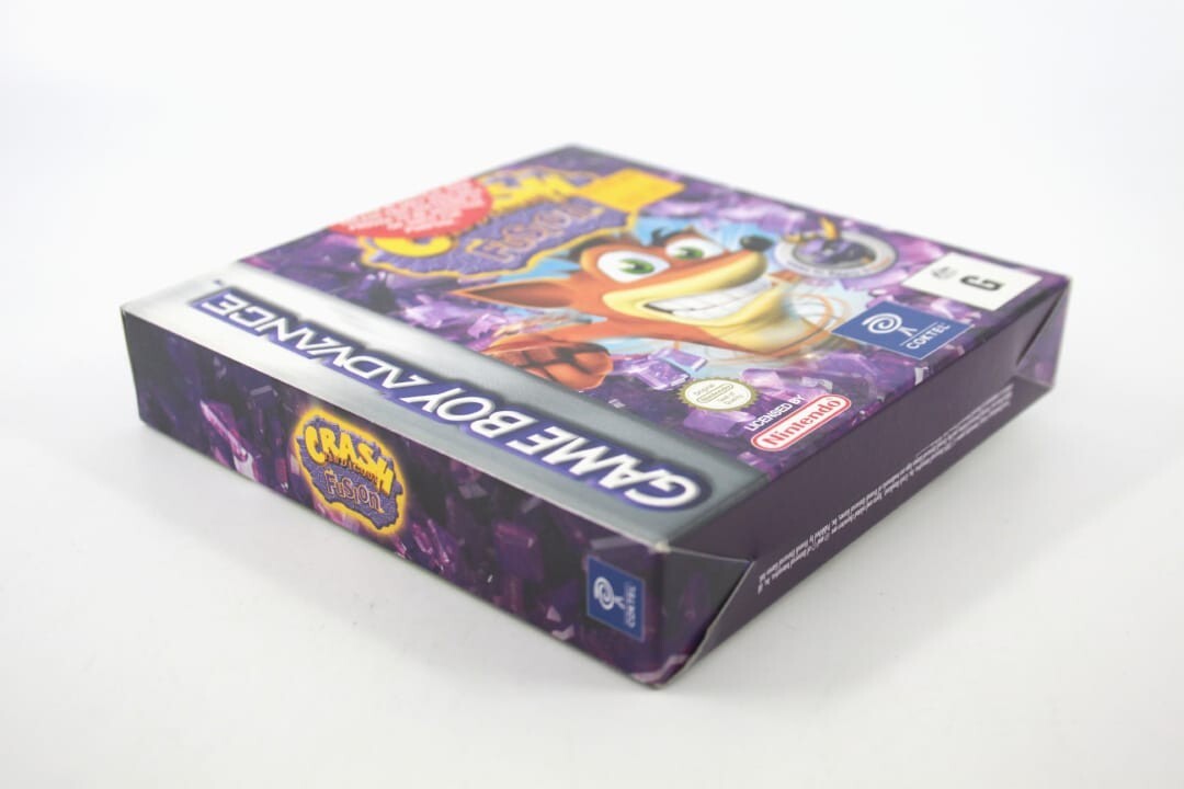 Crash Bandicoot Fusion - Nintendo Game Boy Advance (GBA) *BOX ONLY*