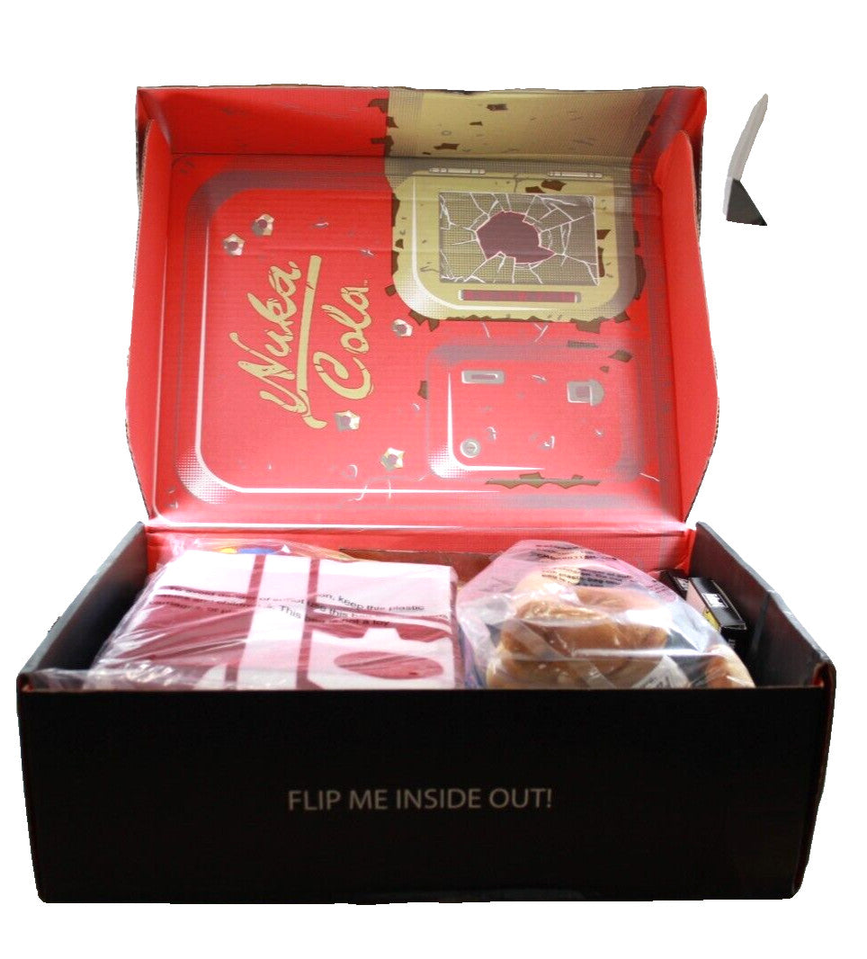 Fallout 4 Limited Edition Loot Crate Hoodie XL/Dog Meat Plush/Pins/Costers/Flag