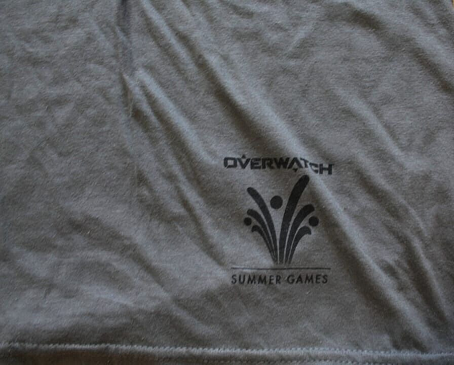 OverWatch Summer Games Tshirt THINK GEEK Blizzard Size S [Grey]