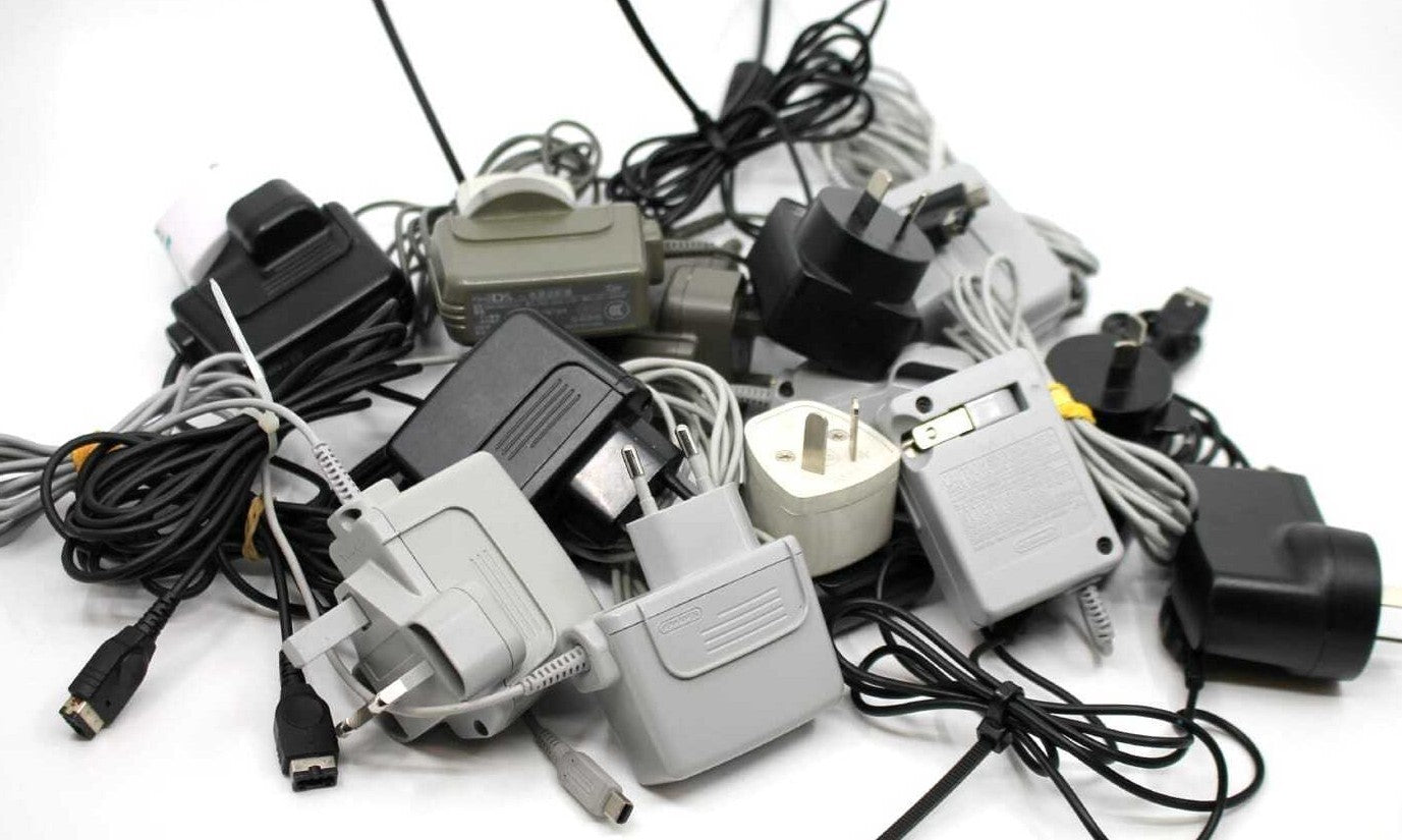 Nintendo DS 2DS 3DS Overseas Charger Plug Bundle 10x Genuine 3x 3rd Party